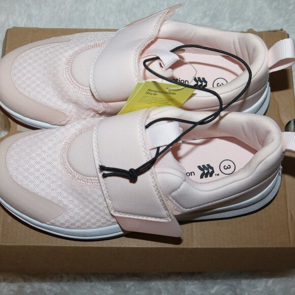 all in motion Other - All in motion kids new sneakers size 3 these are new with tags and box